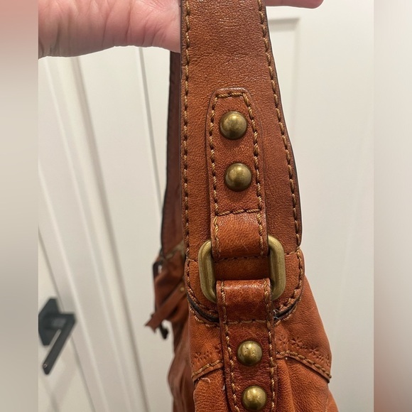 VTG Fossil Hobo Bag Brown Leather Brass Hardware Zip Closure - Picture 4 of 10